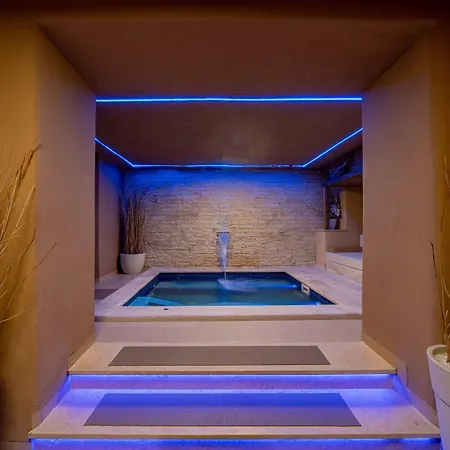 호텔 파노라마 4*